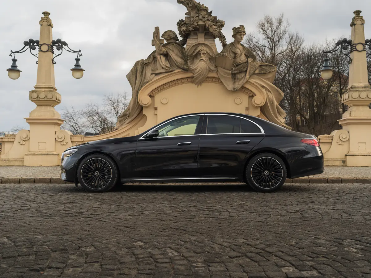 Mercedes E-Class
