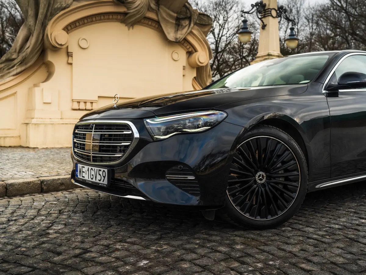 Mercedes E-Class